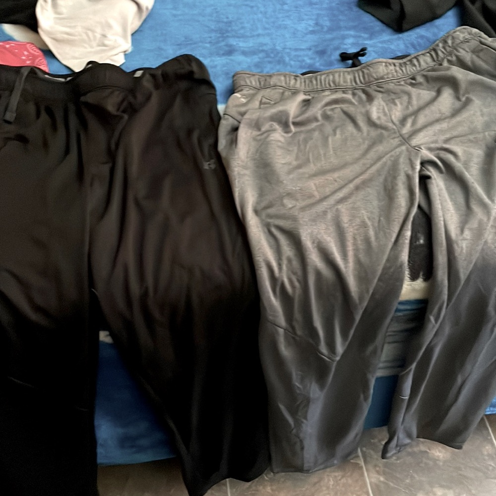 Russel jogging pants brand new never worn but no tags 2 pairs